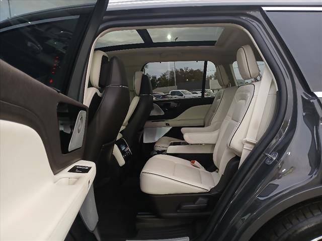 used 2021 Lincoln Aviator car, priced at $50,890