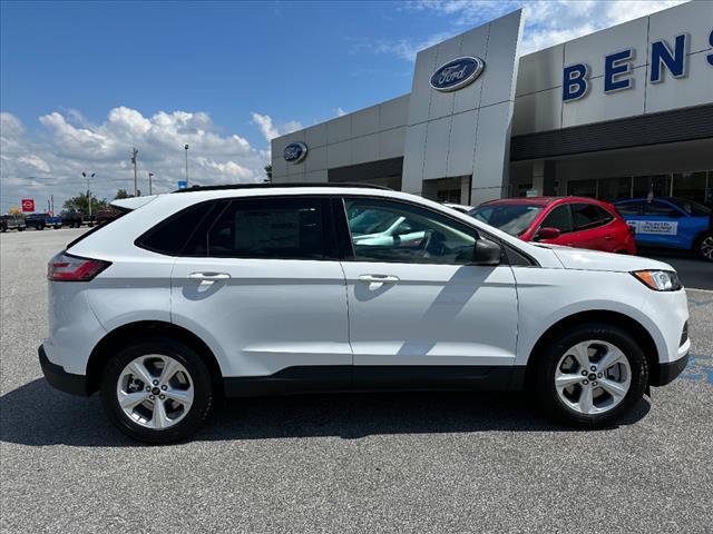 new 2024 Ford Edge car, priced at $30,999