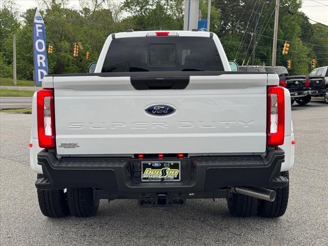 new 2025 Ford F-350 car, priced at $59,000