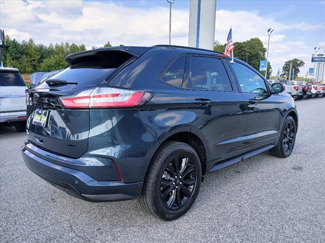 new 2024 Ford Edge car, priced at $28,999