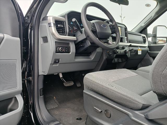 new 2025 Ford F-250 car, priced at $62,000
