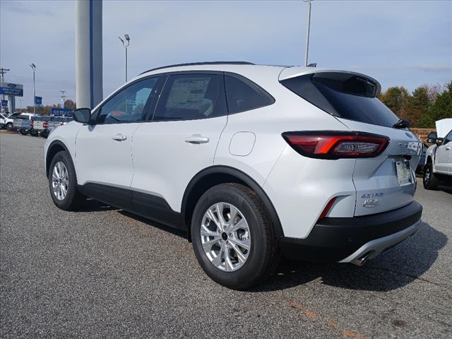 new 2025 Ford Escape car, priced at $32,700