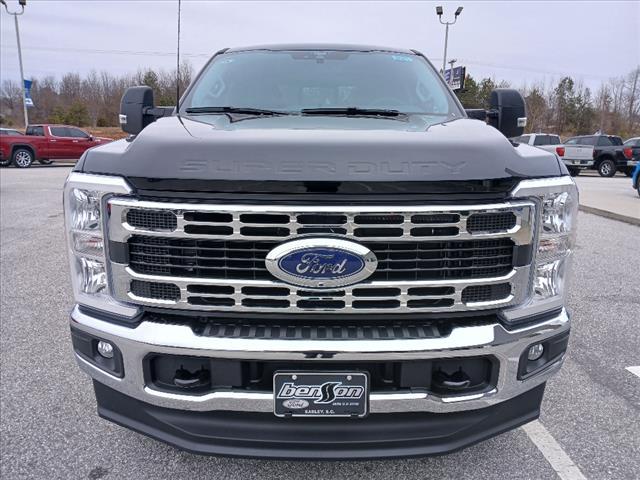 new 2025 Ford F-250 car, priced at $73,700