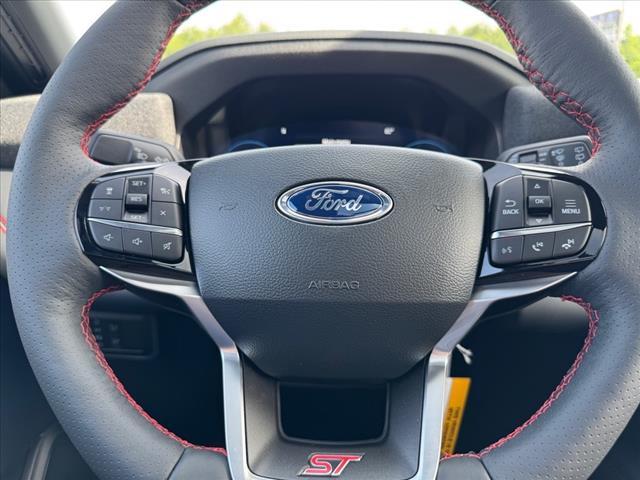 new 2025 Ford Explorer car, priced at $56,572
