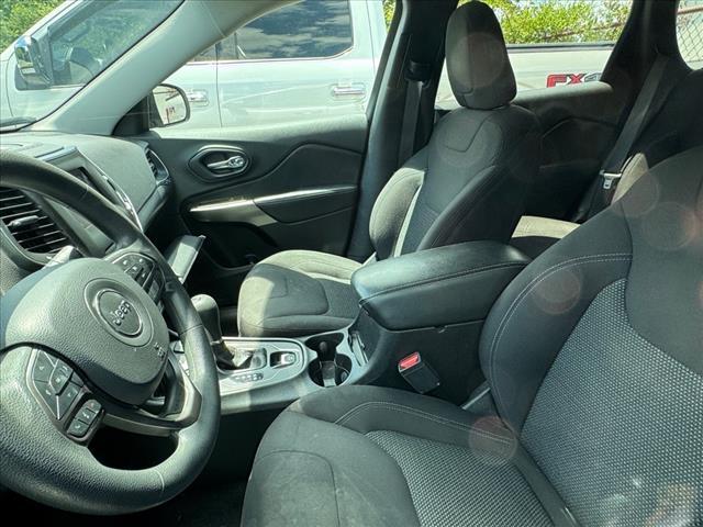 used 2019 Jeep Cherokee car, priced at $13,701