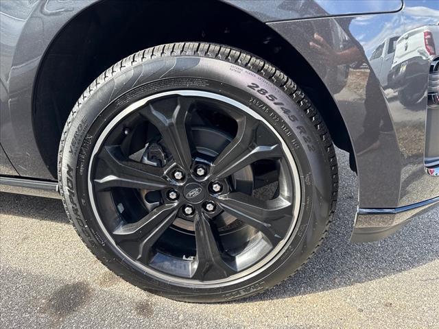 used 2024 Ford Expedition car, priced at $58,735