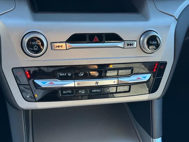 used 2023 Ford Explorer car, priced at $25,731