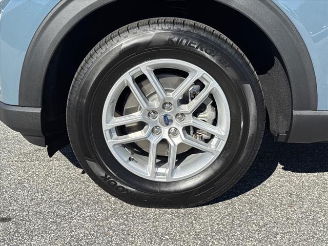 new 2025 Ford Explorer car, priced at $42,660