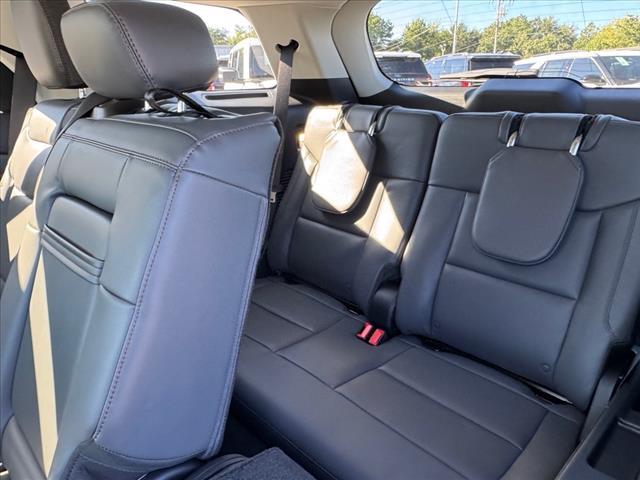 new 2025 Ford Explorer car, priced at $42,660