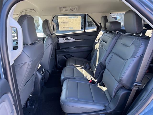 new 2025 Ford Explorer car, priced at $42,660