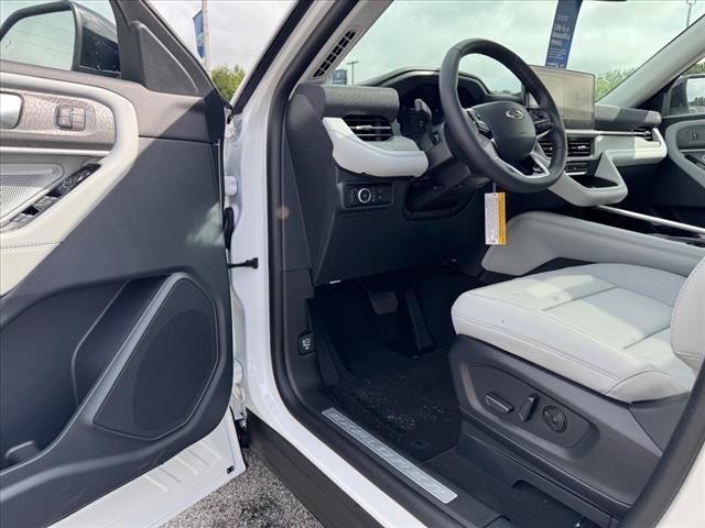 new 2025 Ford Explorer car, priced at $57,231