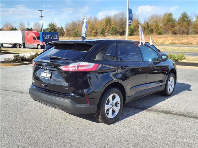 new 2024 Ford Edge car, priced at $30,999