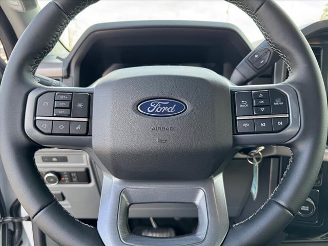 new 2025 Ford F-150 car, priced at $49,000