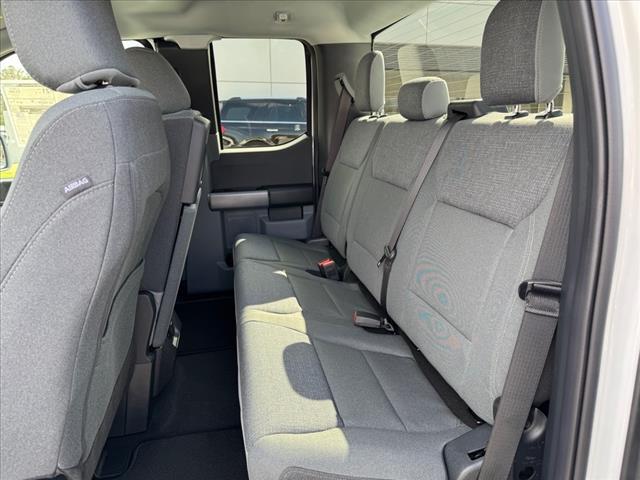 new 2025 Ford F-150 car, priced at $49,000