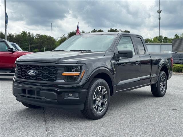 new 2025 Ford F-150 car, priced at $44,000