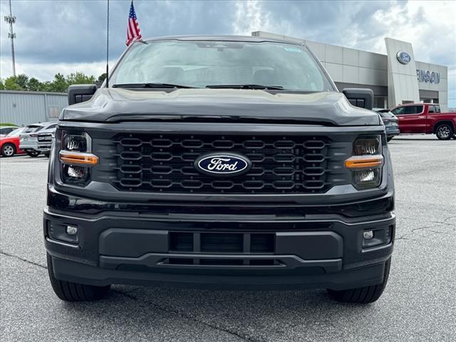 new 2025 Ford F-150 car, priced at $44,000