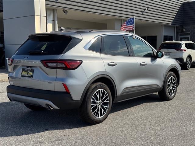 new 2024 Ford Escape car, priced at $39,000