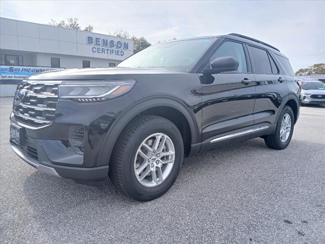 new 2025 Ford Explorer car, priced at $41,700