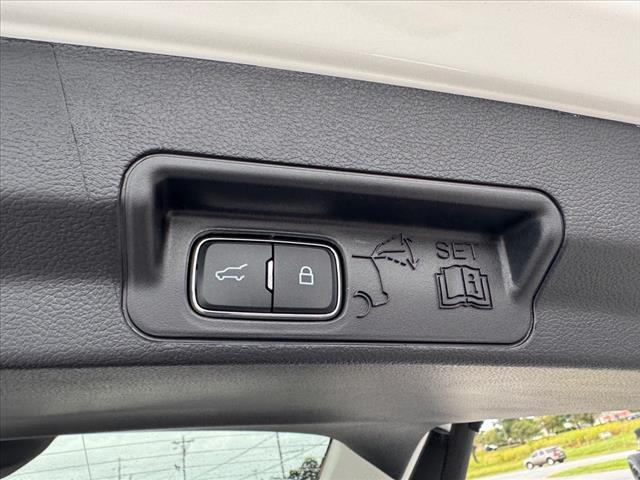 new 2025 Ford Explorer car, priced at $58,740