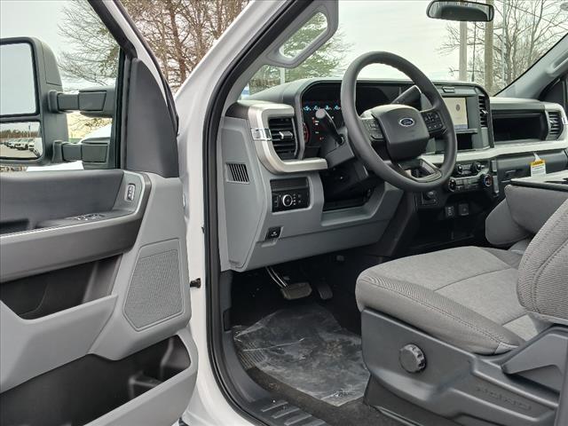 new 2025 Ford F-250 car, priced at $56,700