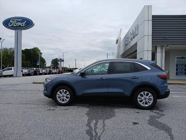 new 2024 Ford Escape car, priced at $25,555