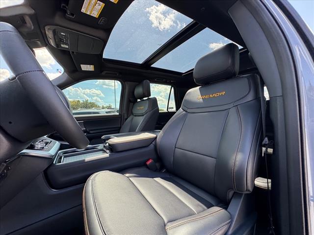 new 2025 Ford Expedition car, priced at $81,840