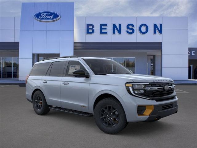new 2025 Ford Expedition car, priced at $85,630