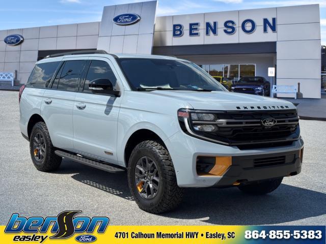 new 2025 Ford Expedition car, priced at $81,760