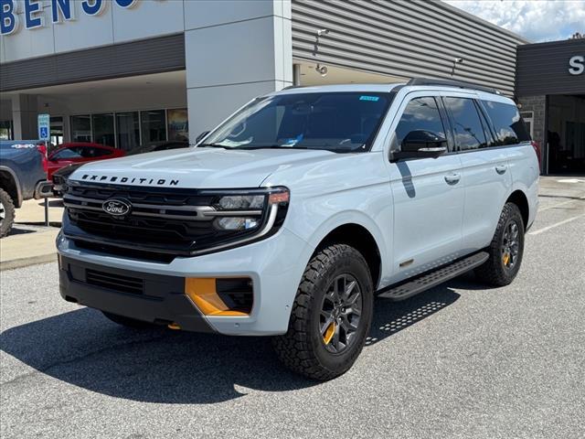 new 2025 Ford Expedition car, priced at $81,840