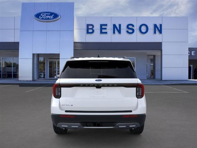 new 2025 Ford Explorer car, priced at $40,977