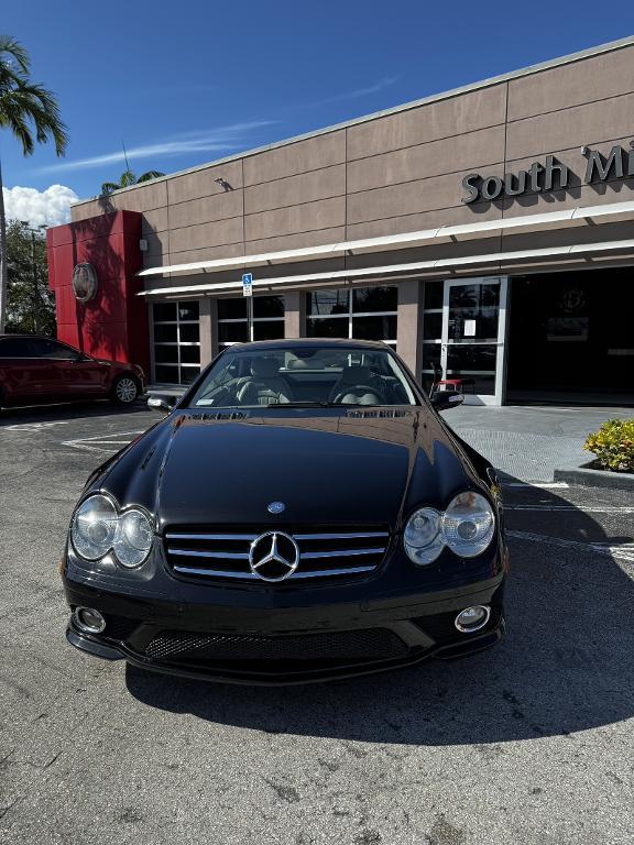 used 2007 Mercedes-Benz SL-Class car, priced at $31,979