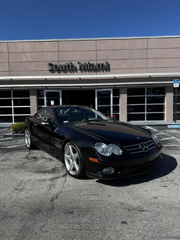 used 2007 Mercedes-Benz SL-Class car, priced at $31,979