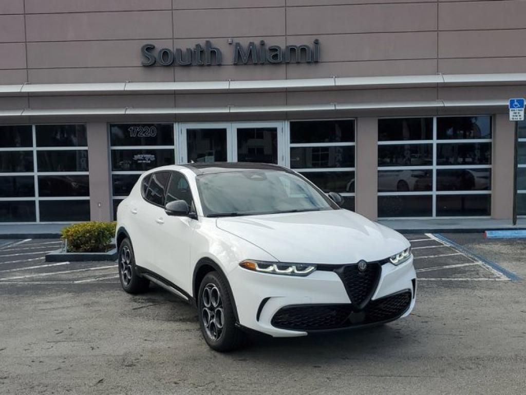 used 2025 Alfa Romeo Tonale car