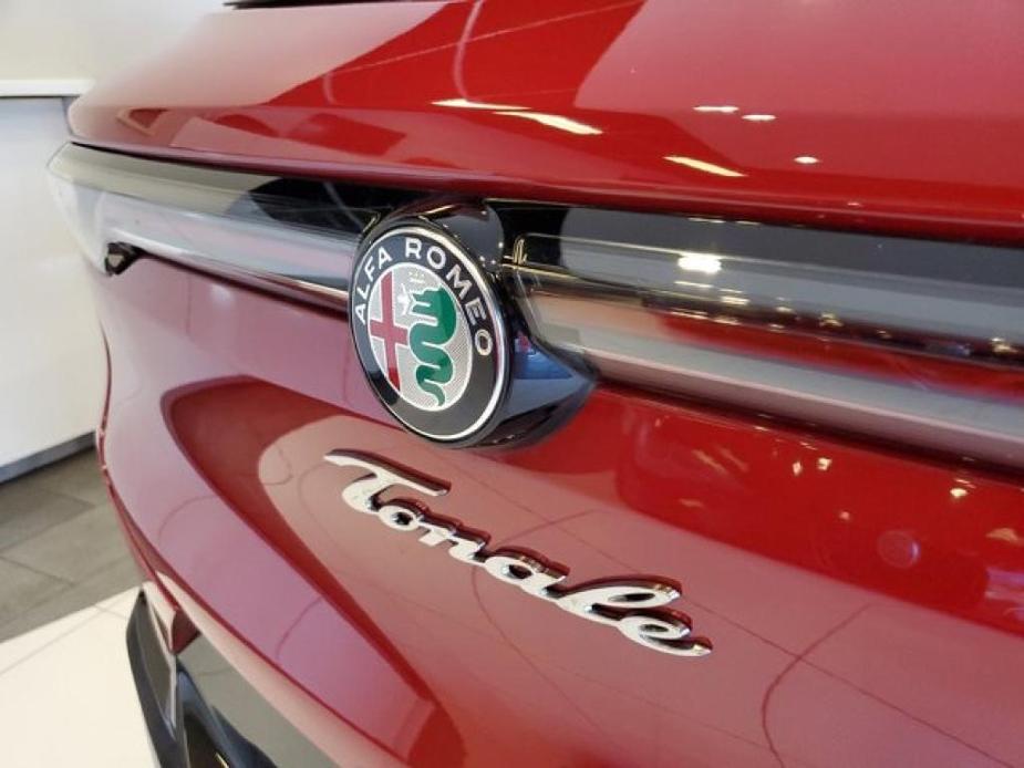 new 2024 Alfa Romeo Tonale car, priced at $54,735