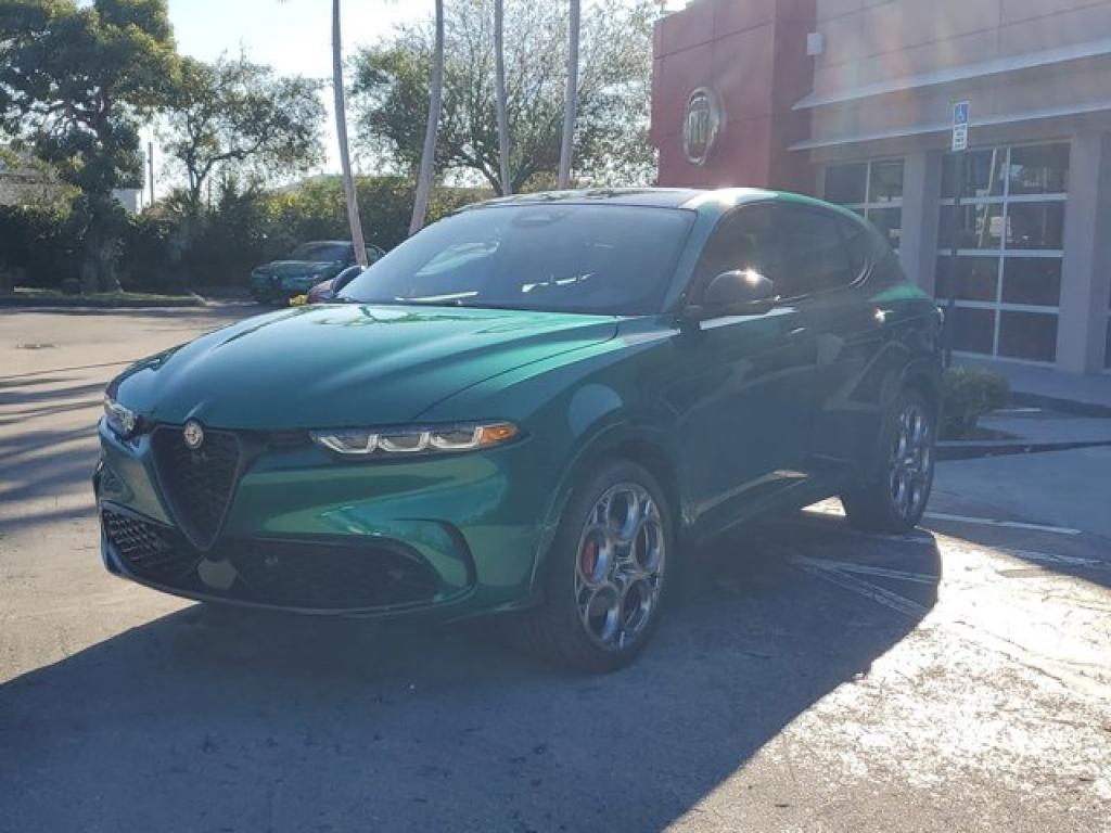 new 2025 Alfa Romeo Tonale car, priced at $55,880