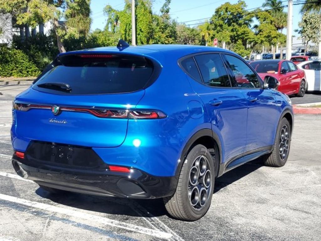 new 2025 Alfa Romeo Tonale car, priced at $36,875