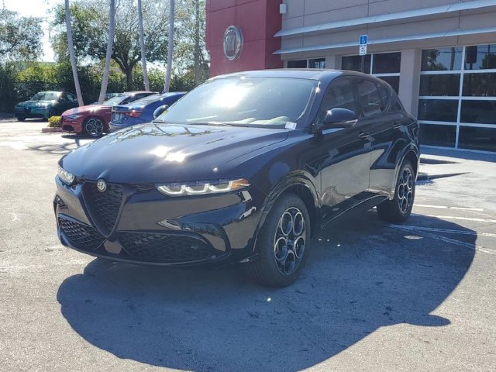 new 2025 Alfa Romeo Tonale car, priced at $36,875