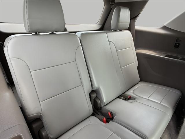 used 2018 Chevrolet Traverse car, priced at $24,566