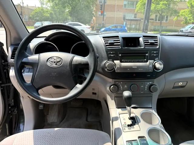 used 2008 Toyota Highlander car, priced at $8,999