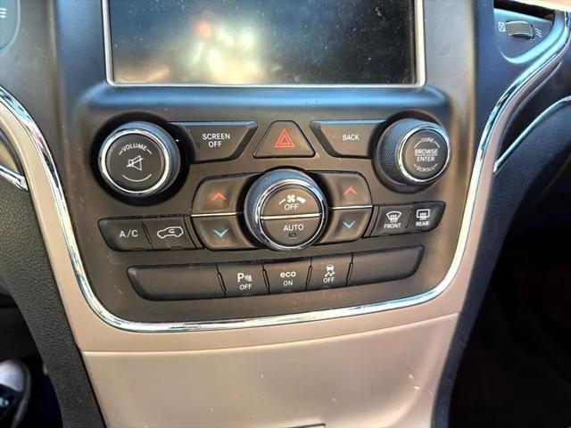 used 2014 Jeep Grand Cherokee car, priced at $12,495