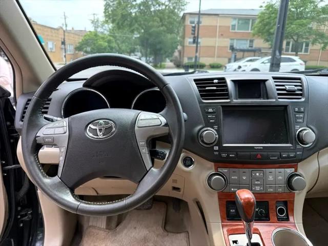 used 2009 Toyota Highlander car, priced at $9,950