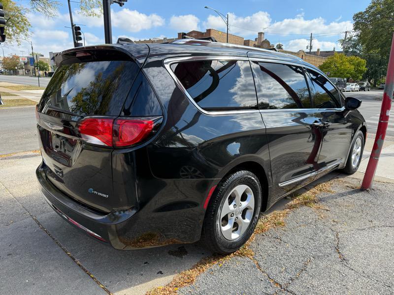 used 2018 Chrysler Pacifica Hybrid car, priced at $12,495