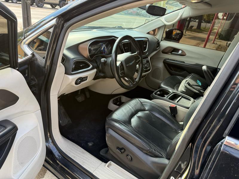 used 2018 Chrysler Pacifica Hybrid car, priced at $12,495