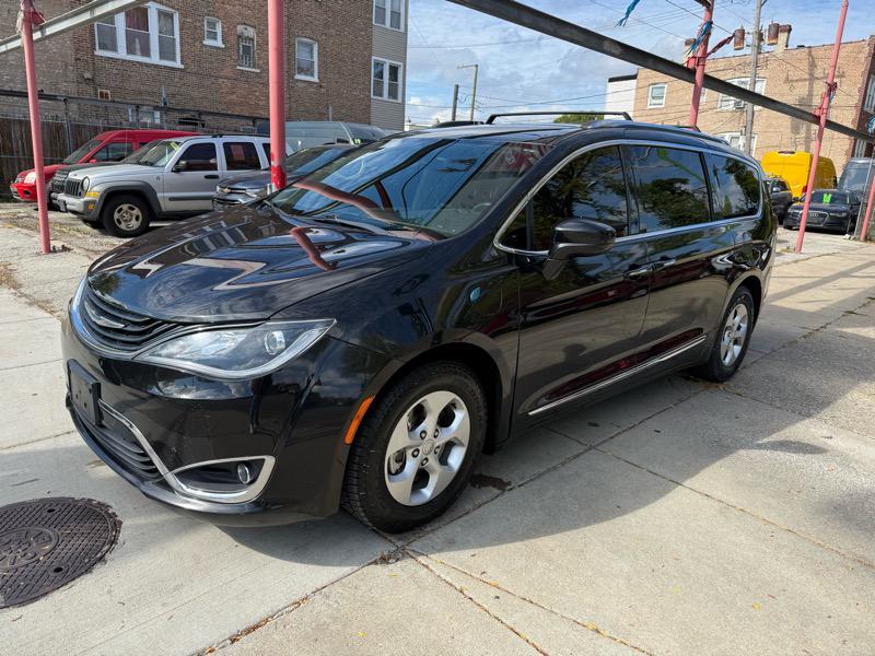 used 2018 Chrysler Pacifica Hybrid car, priced at $12,495