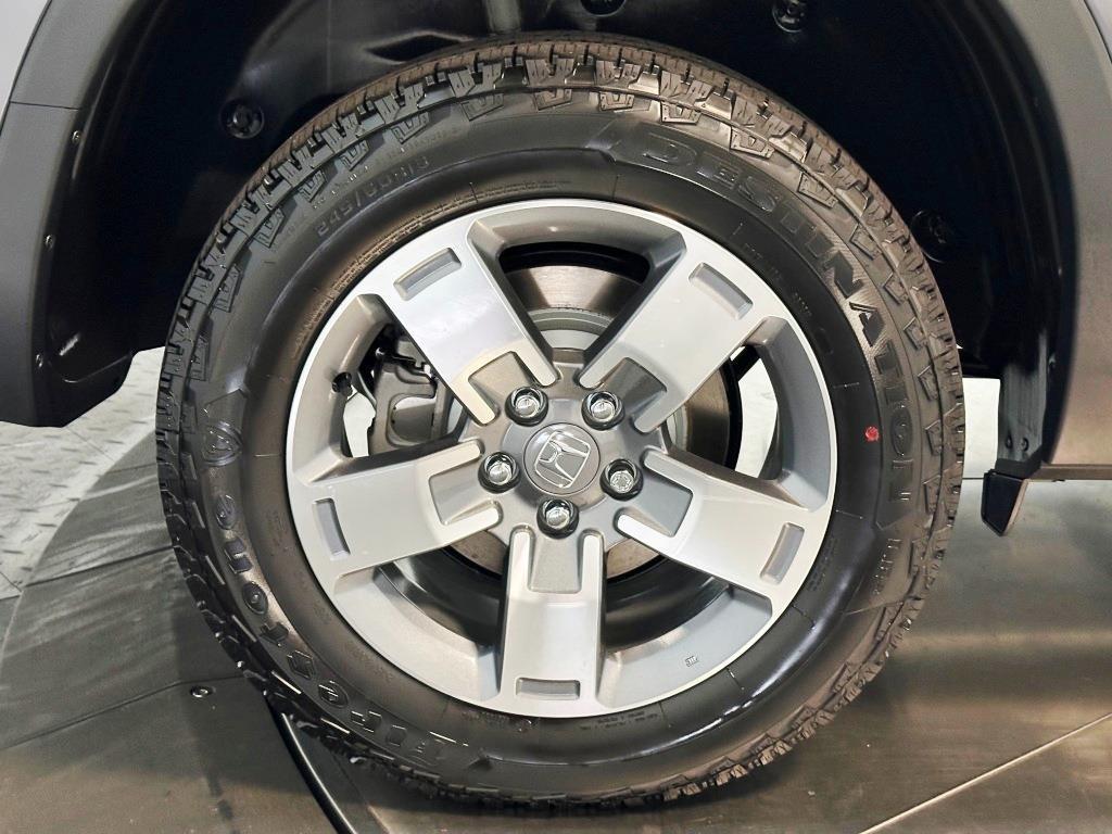 new 2025 Honda Ridgeline car, priced at $39,930