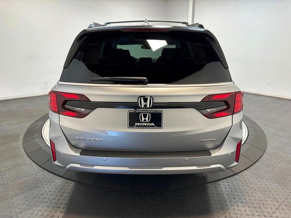 new 2025 Honda Odyssey car, priced at $48,005