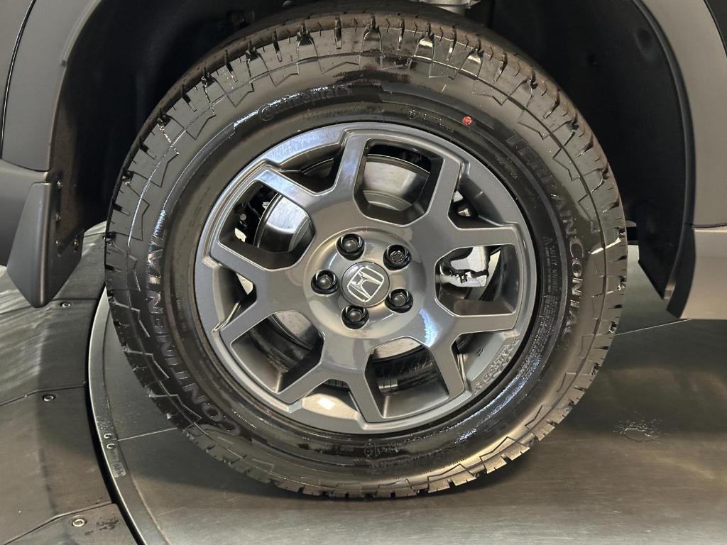 new 2025 Honda Pilot car, priced at $49,850