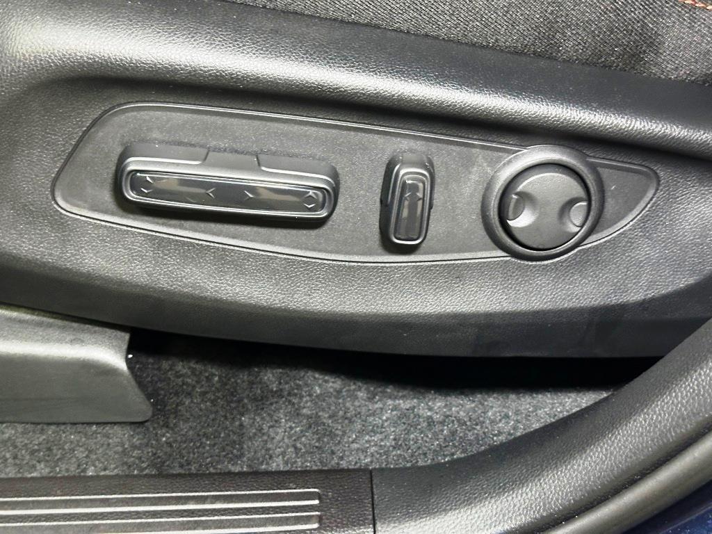 new 2026 Honda CR-V Hybrid car, priced at $38,750