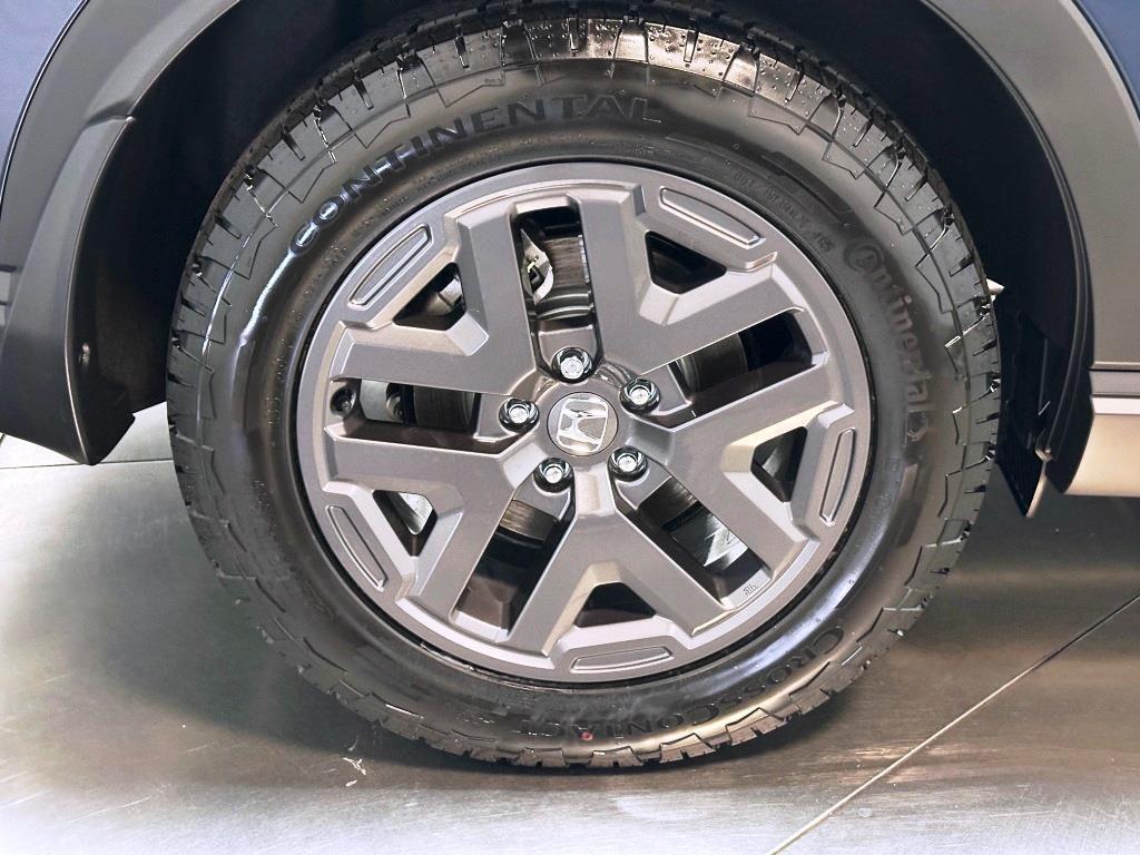 new 2026 Honda CR-V Hybrid car, priced at $38,750