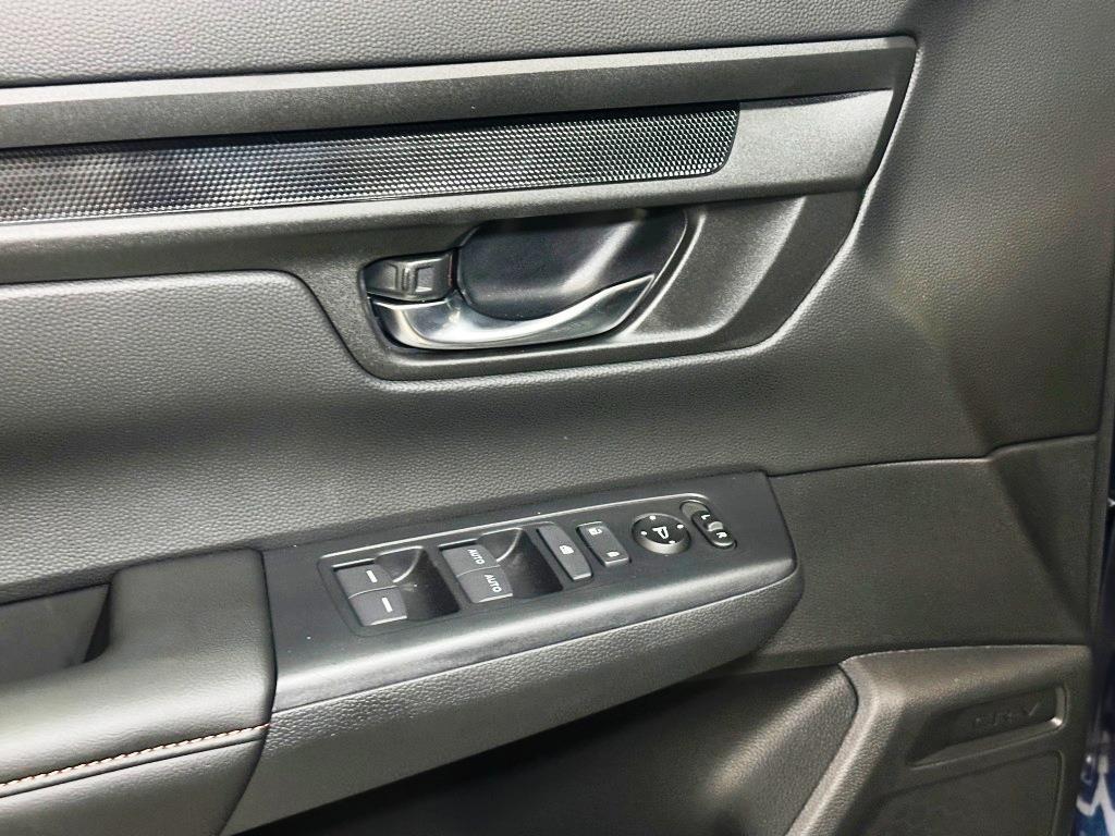 new 2026 Honda CR-V Hybrid car, priced at $38,750